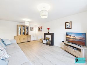 Living Room- click for photo gallery